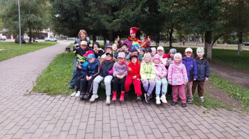 РАЗВЛЕЧЕНИЕ В ПАРКЕ.