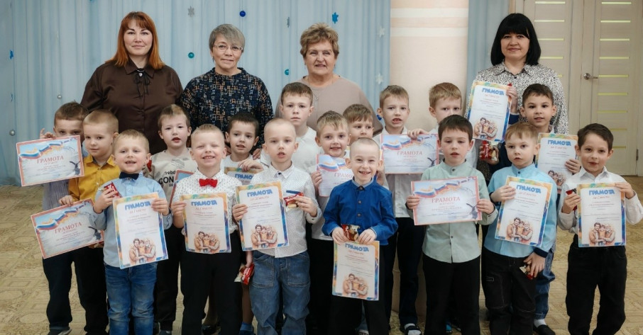 КОНКУРС ЧТЕЦОВ "МУЖЧИНАМ ПОСВЯЩАЕТСЯ".