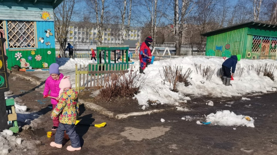ВЕСЕННЯЯ ПРОГУЛКА.